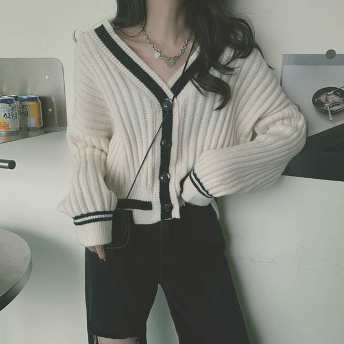   【トップス】売り切れ必至 韓国風ファッション配色シングルブレスト長袖ニットセーター  