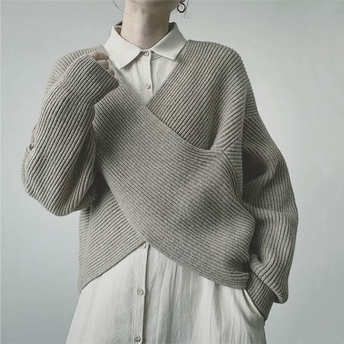   【トップス】 今季大注目のアップファッションシンプル秋冬 無地切り替え ニットセーター  