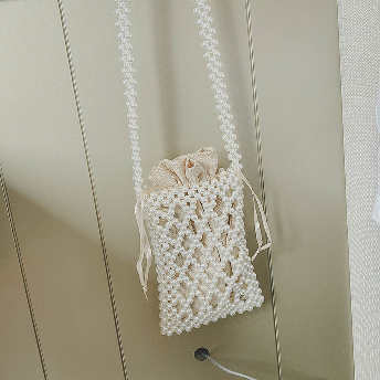   【STAFF SNAP】【バッグ】人気高い ファッション 紐締め 真珠 透かし彫り 個性派 ボディバッグ  