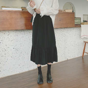   【ボトムス】高級感 ファッション韓国系 無地 Aライン 切り替え ブラック スカート  