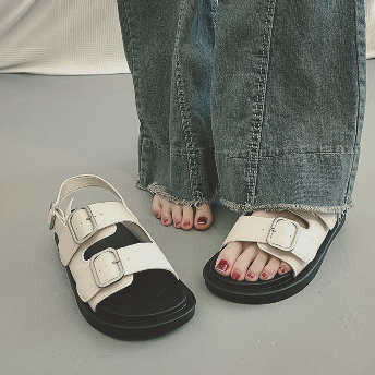   【STAFF SNAP】【ショート】個性的なデザイン 足裏フィット 足が疲れない ソフト キック サンダル  